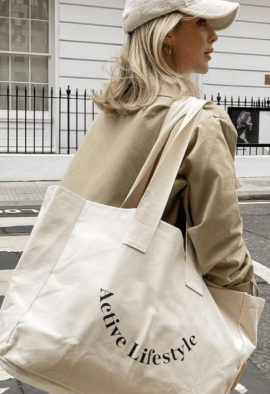 Tote bag